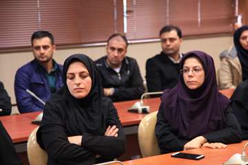 تجلیل از تیم های ورزشی کارمندان